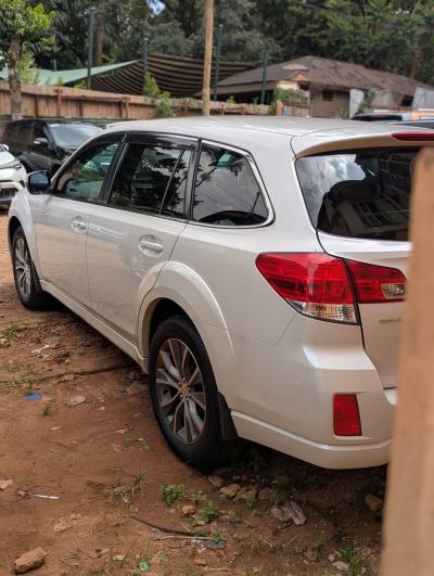 Subaru Outback 2012 2